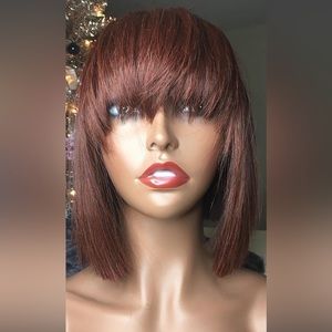 100% human hair bob wig with adjustable straps for fit adjustment.